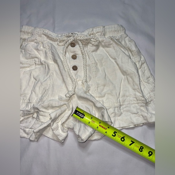 Free People Size XS White Linen Blend Boho Coquette Drawstring Shorts - Picture 3 of 7